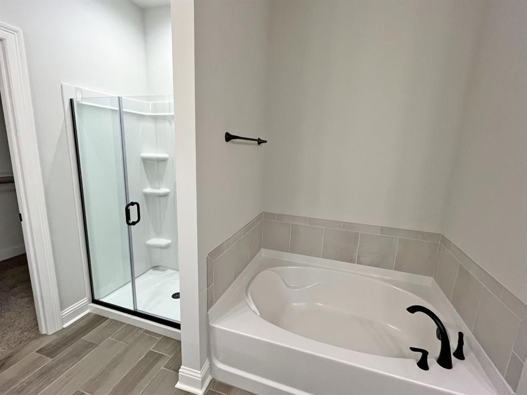 273 Woodcrest Drive. Stonewall, LA 71078