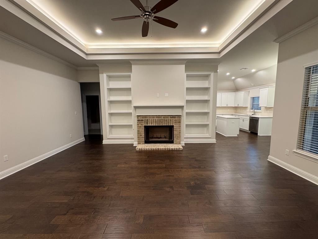 377 Camden Hill Street. Haughton, LA 71037