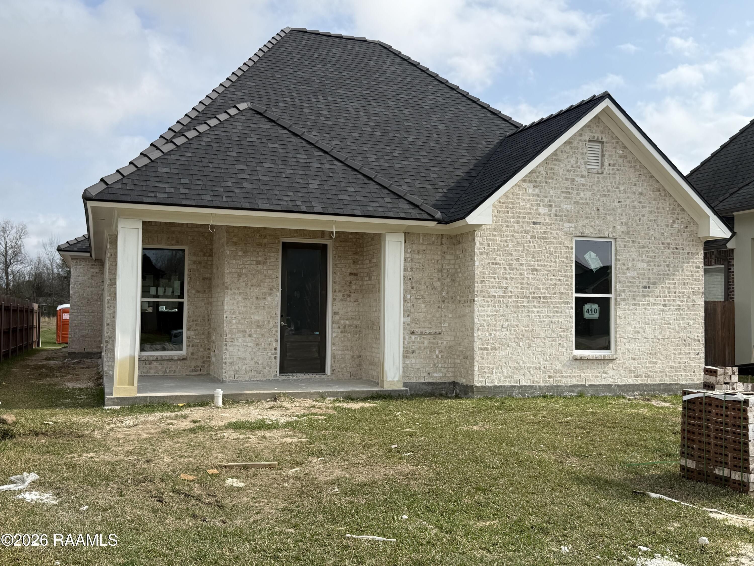 410 Dunvegan Court. Lafayette, LA 70503