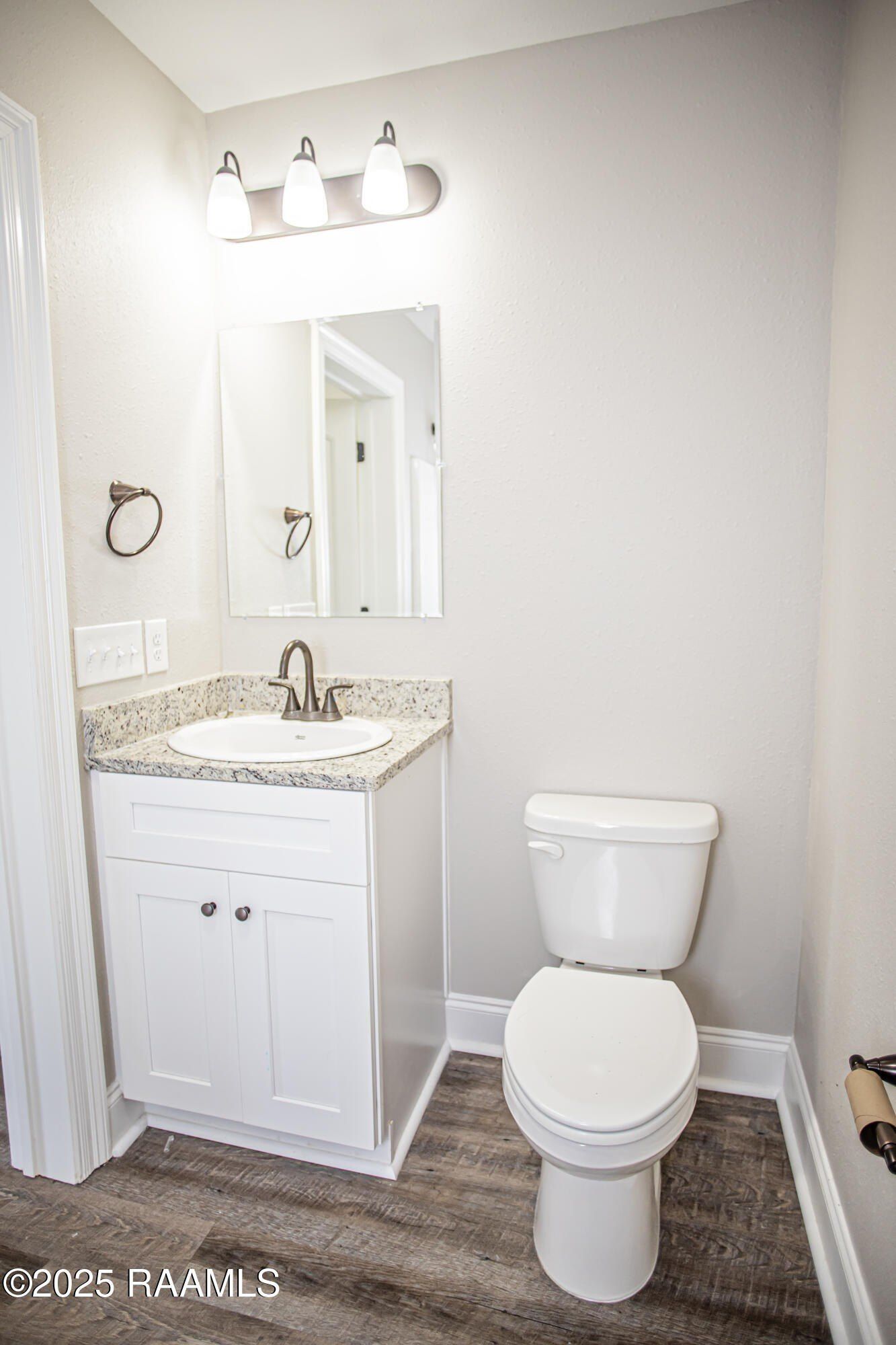 13 Townhouse Cove. Lafayette, LA 70506