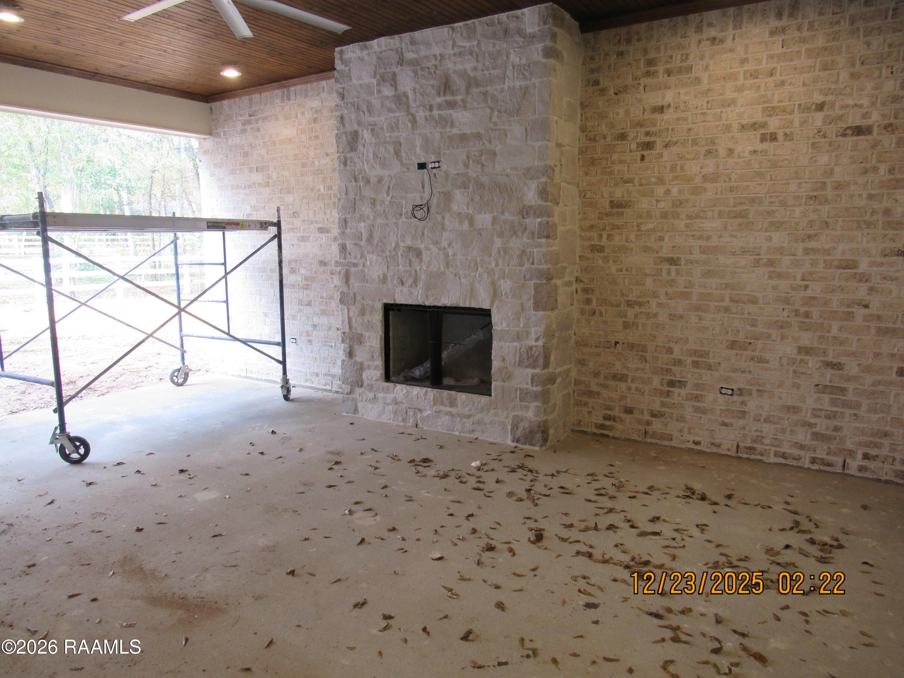 1007 Beaujolais Parkway. Lafayette, LA 70508