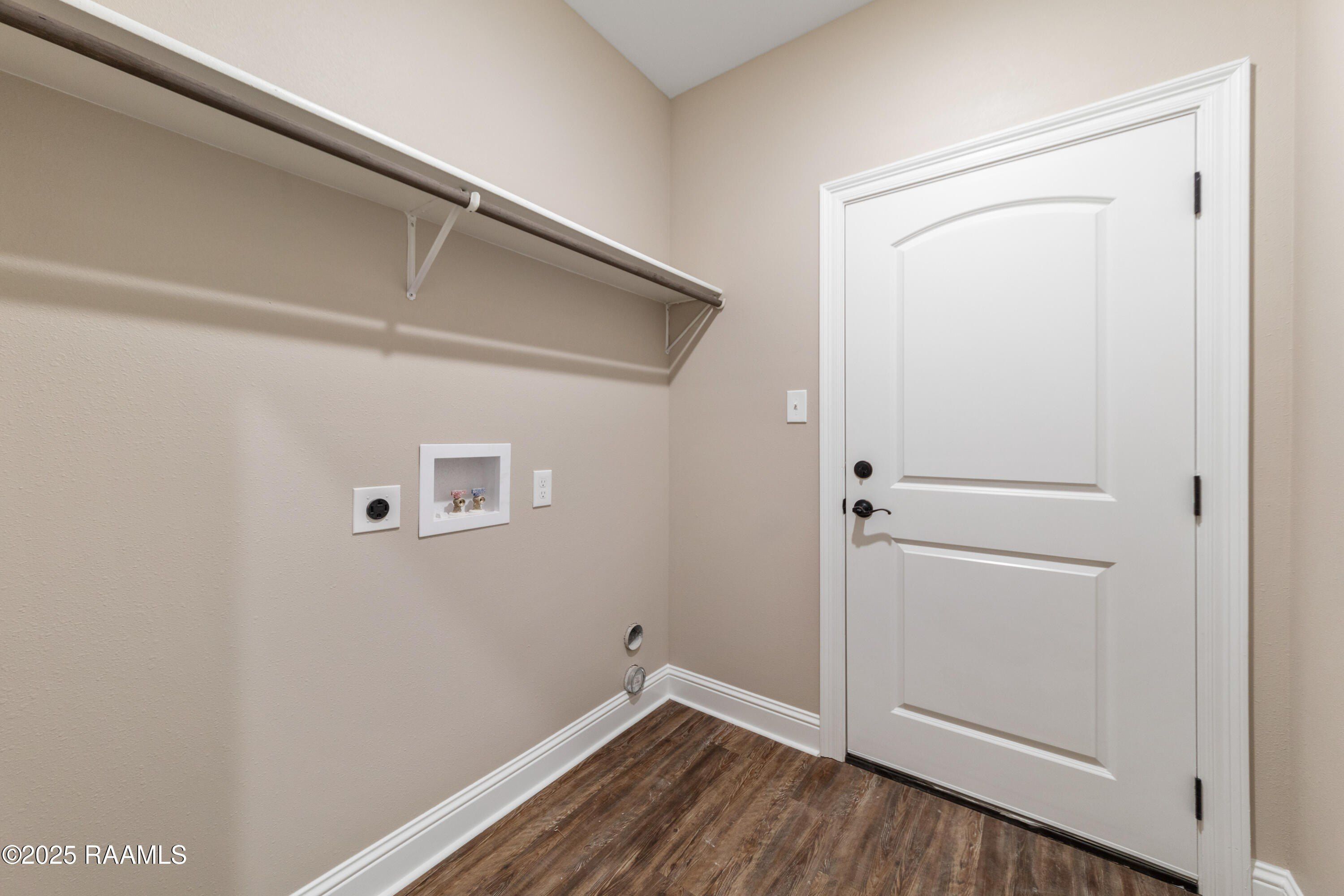 1127 Jordan Drive. Saint Martinville, LA 70582