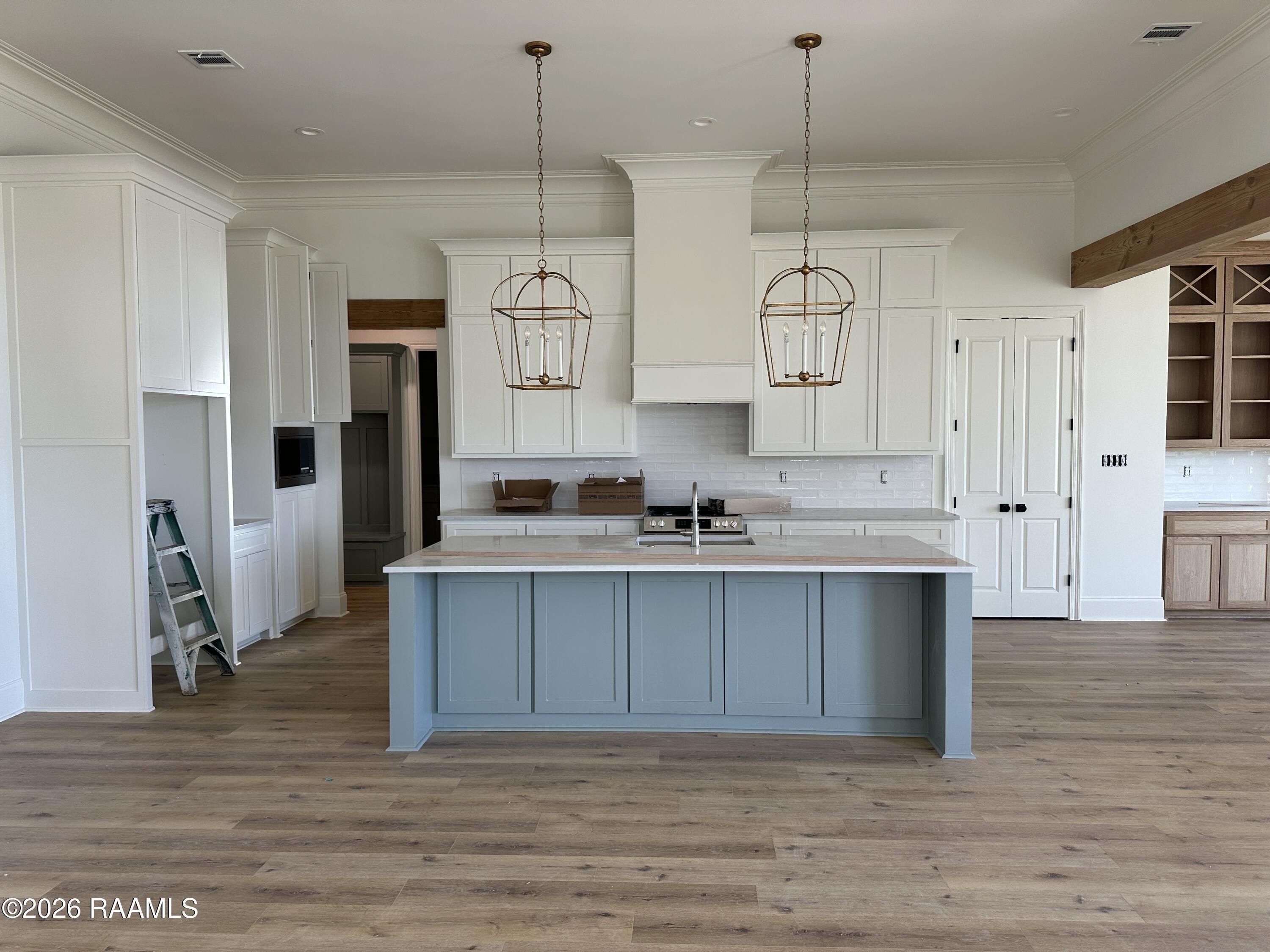 212 Big Lake. Youngsville, LA 70592