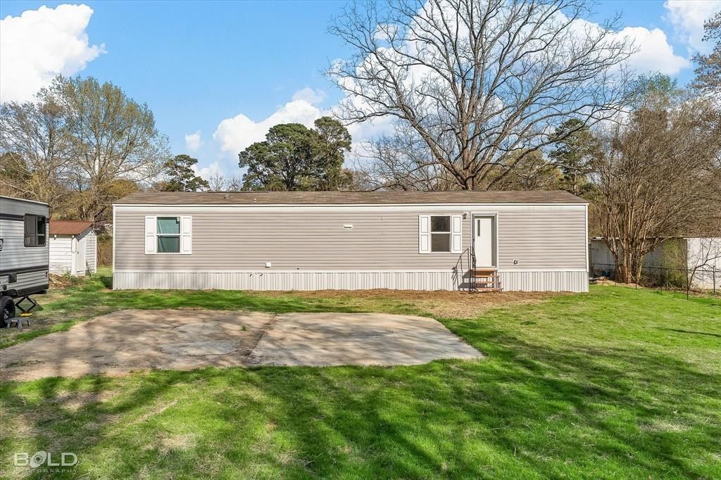 1197 Wafer Road. Haughton, LA 71037