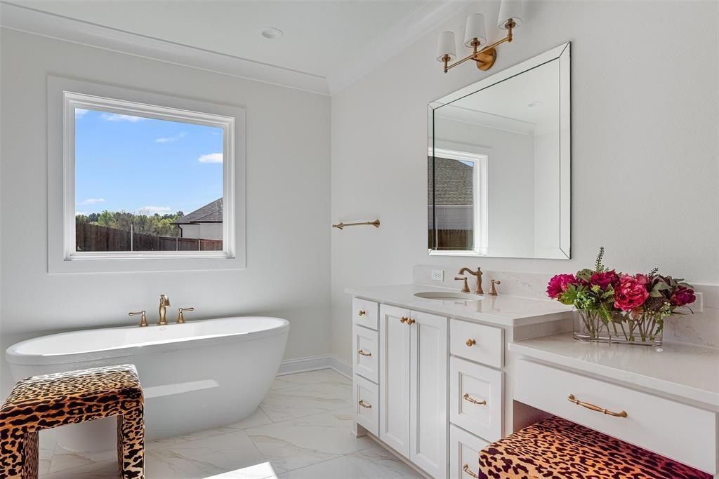 9823 Canebrake Lane. Shreveport, LA 71106