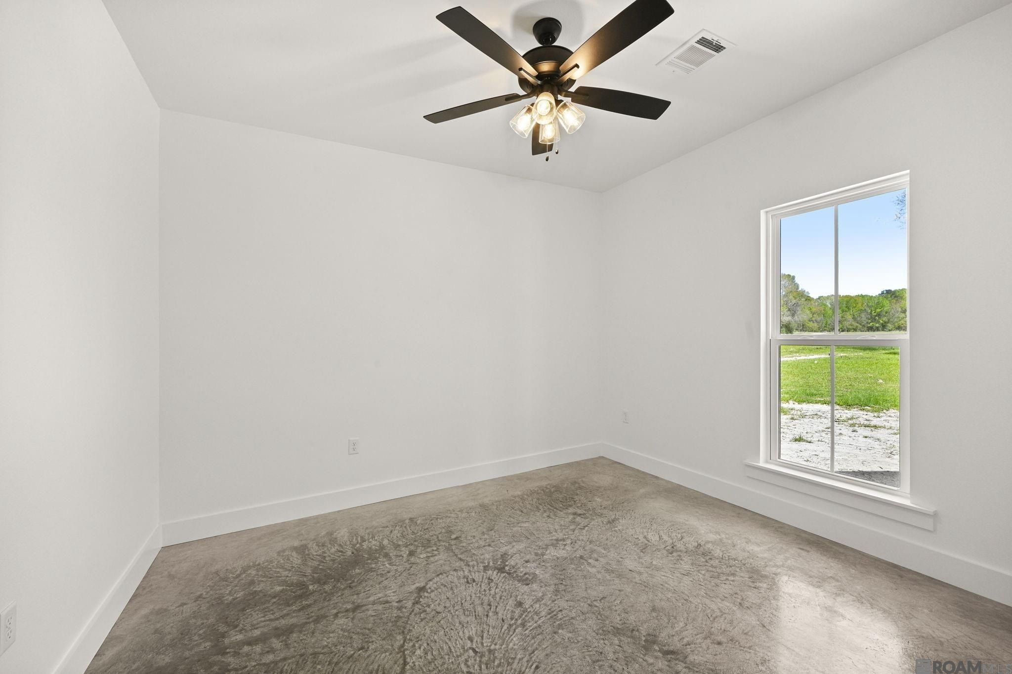 10642 Summerside Dr. Baker, LA 70714