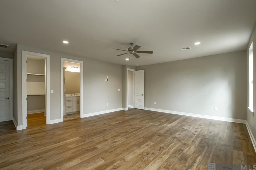 11922 Pendarvis Ln. Walker, LA 70785