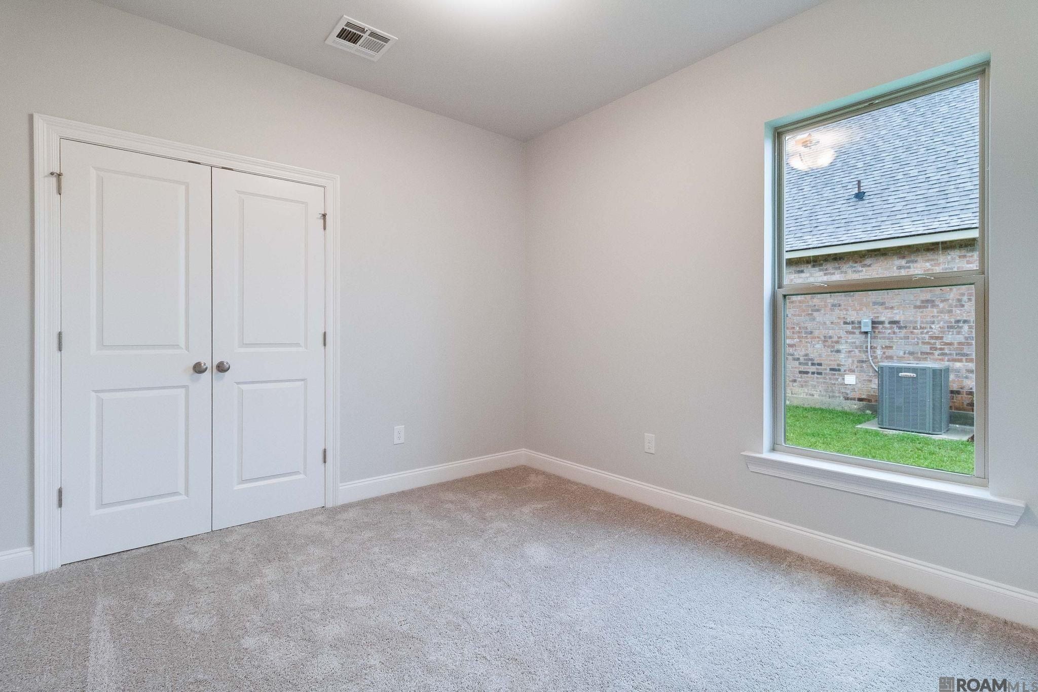 37138 Southdown Circle. Prairieville, LA 70769