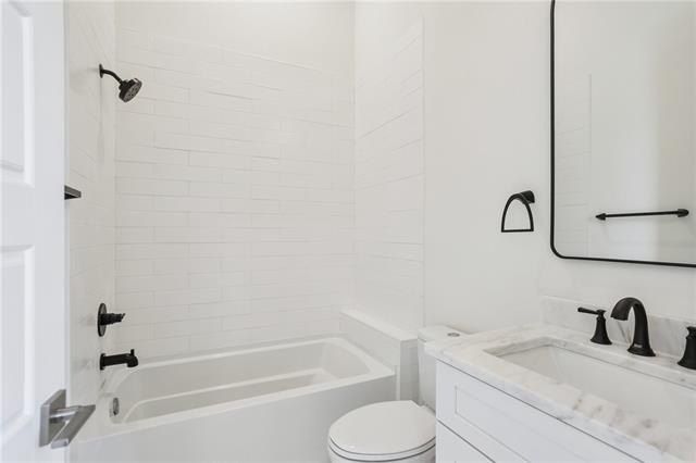 5114 Eastern Street. New Orleans, LA 70122
