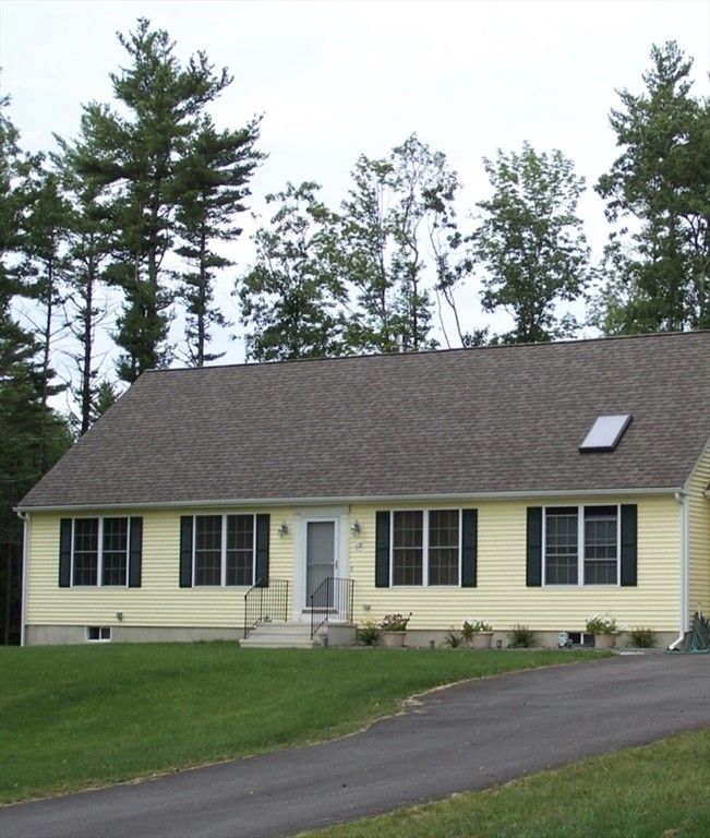 508 Old County Rd. Wales, MA 01081