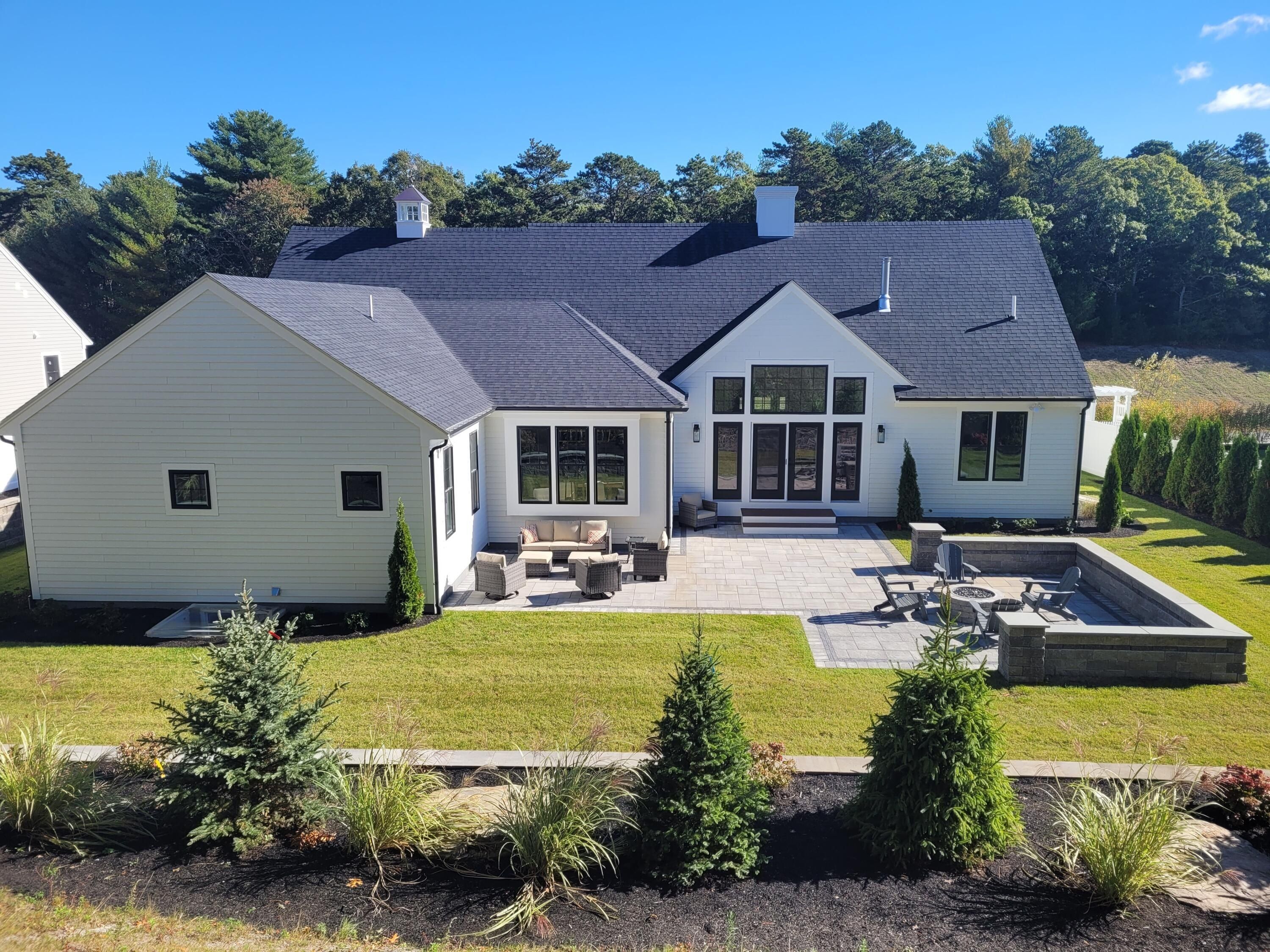 22 Country Club Lane. Mashpee, MA 02649