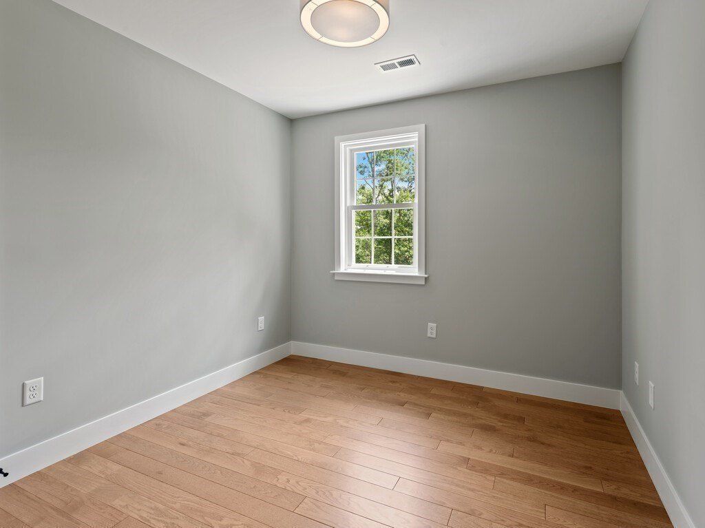 128 Old Southbridge Rd. Dudley, MA 01571