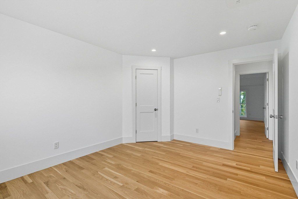 8 Hough Rd. Sutton, MA 01590