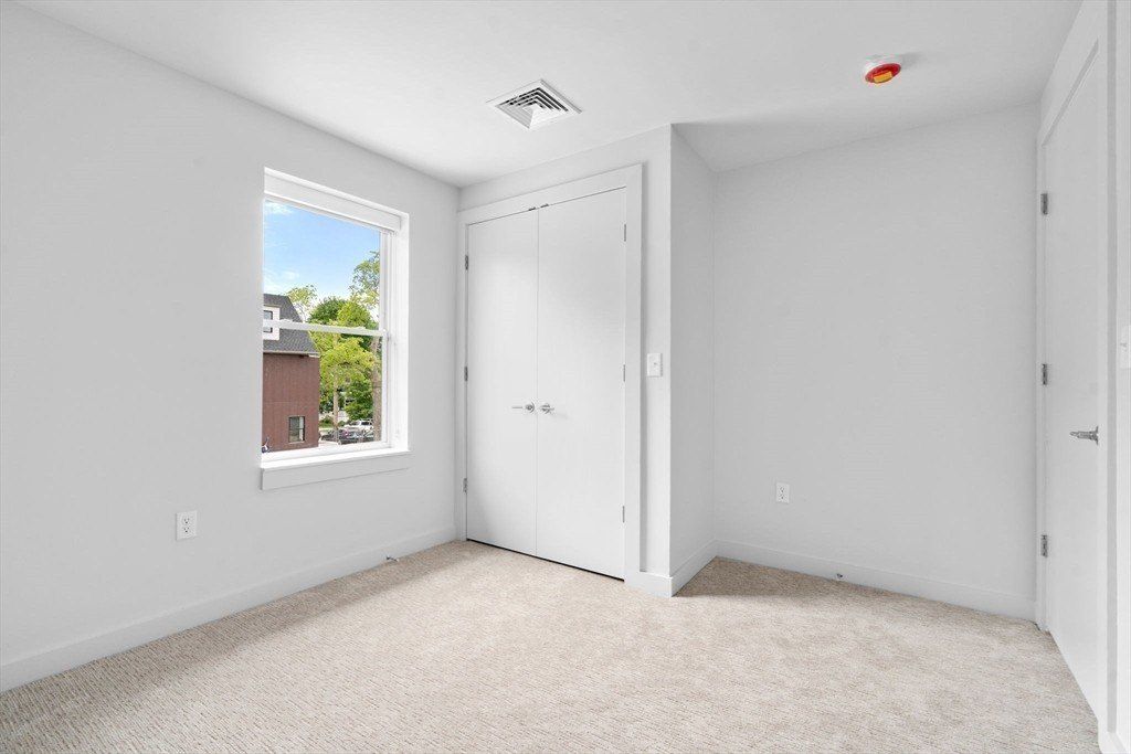 4B Lincoln St 4B. Natick, MA 01760