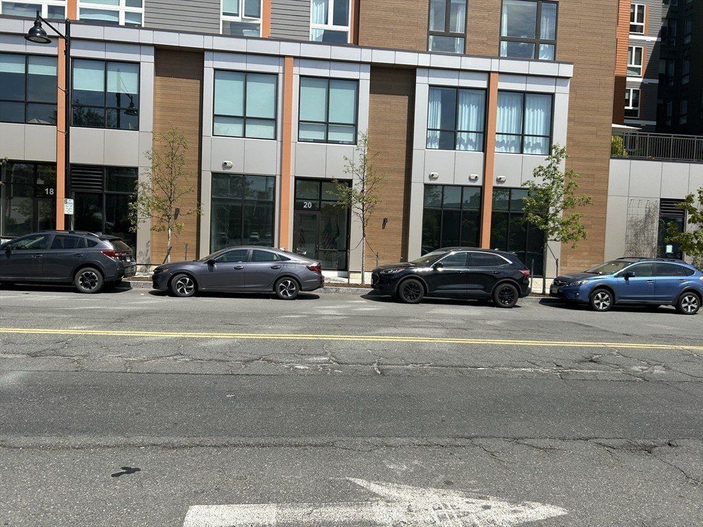 18 Innerbelt Road. Somerville, MA 02143