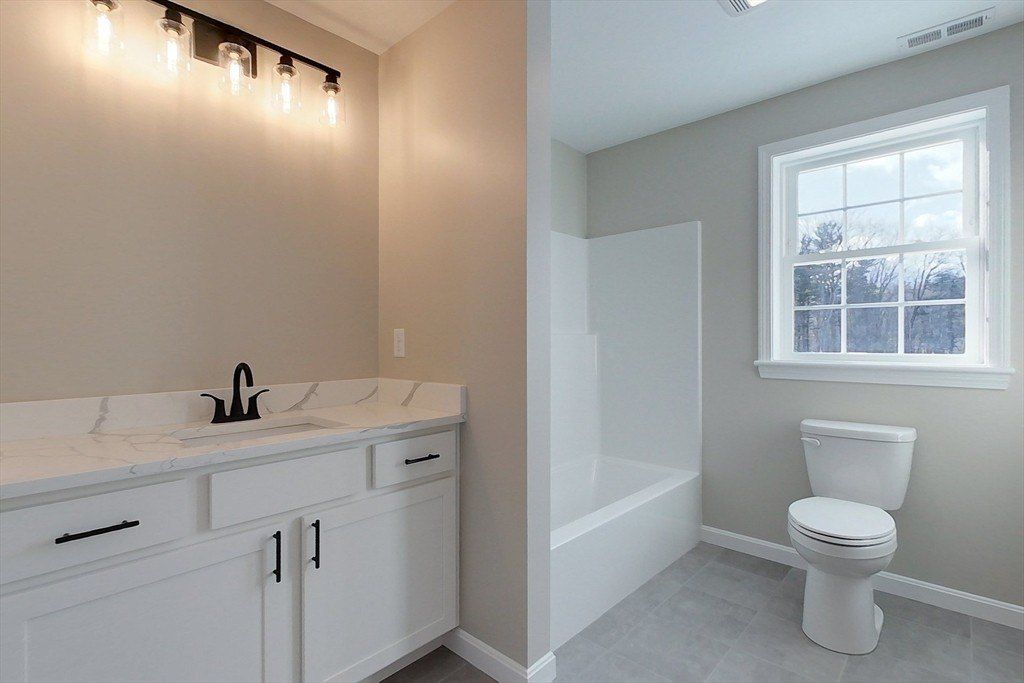 445 Allen Rd. Ashby, MA 01431