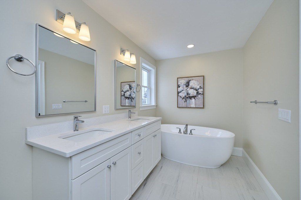 27 Mott Street Unit 27. Arlington, MA 02474