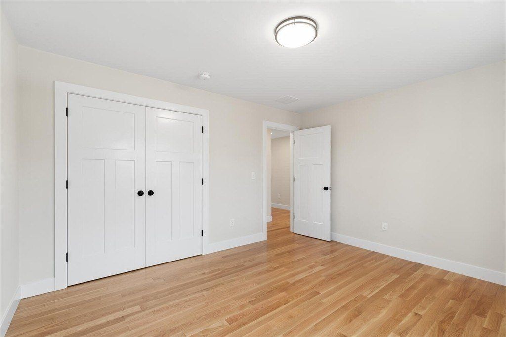 86 Adams Road. Tewksbury, MA 01876