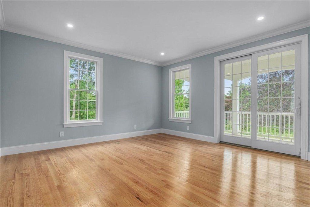 20 Shuttleworth. Dedham, MA 02026