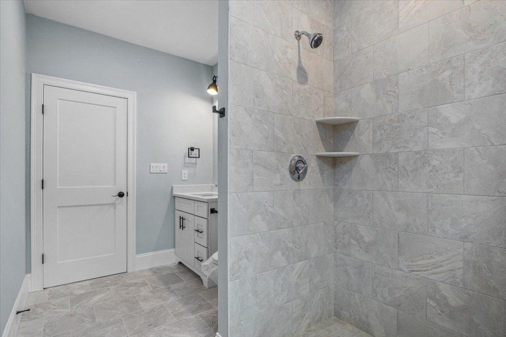 35 Shuttleworth. Dedham, MA 02026