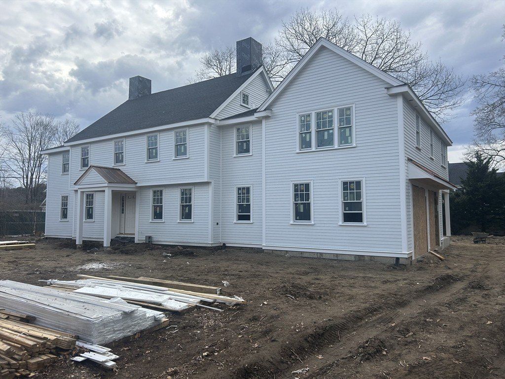 17 Midland. Wellesley, MA 02482