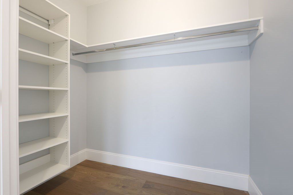 230 Washington St Unit 7. Boston, MA 02135