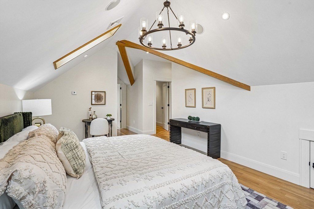 11 Mt Auburn St. Cambridge, MA 02138
