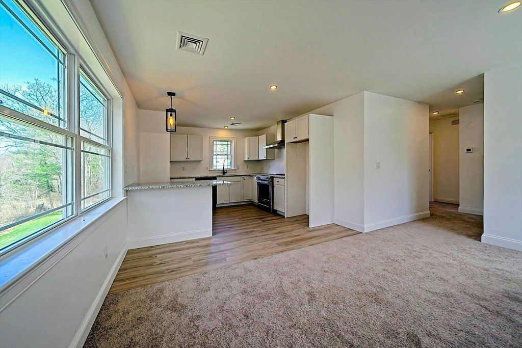 13 Park Pl. Mattapoisett, MA 02739