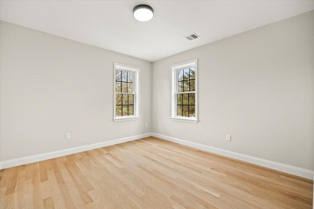 33 Glendale Ave. Brockton, MA 02301