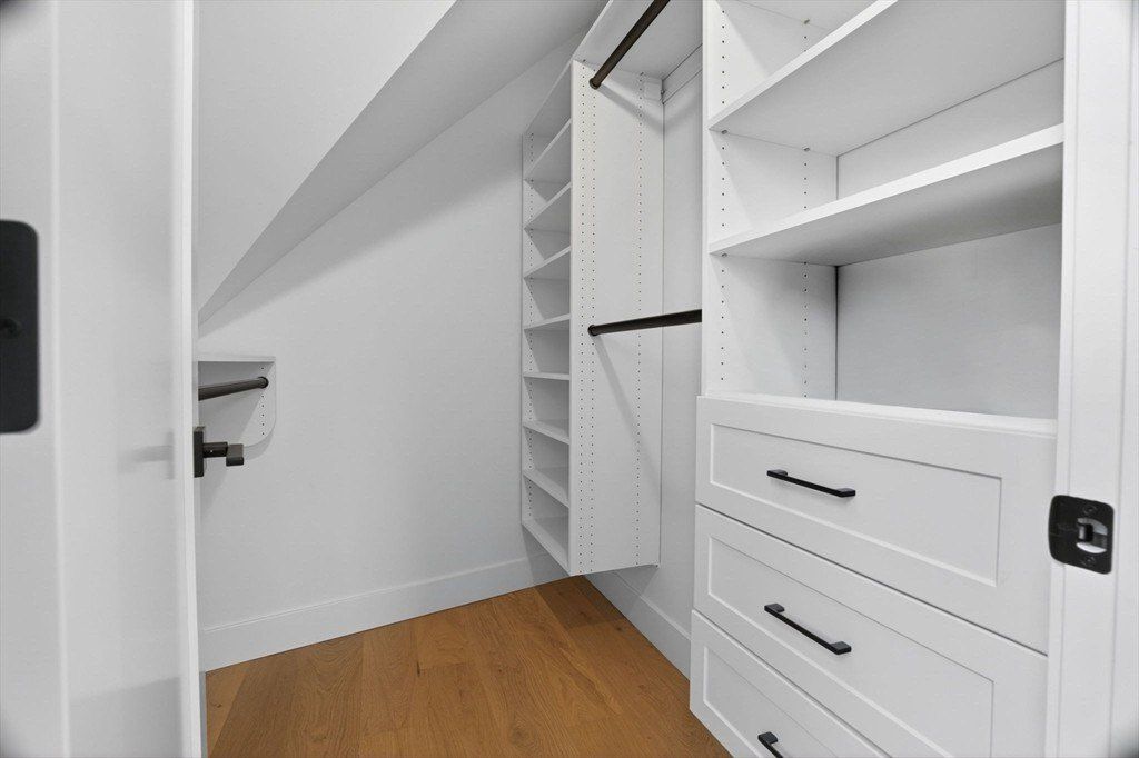 22 Spring Hill Terrace. Somerville, MA 02143
