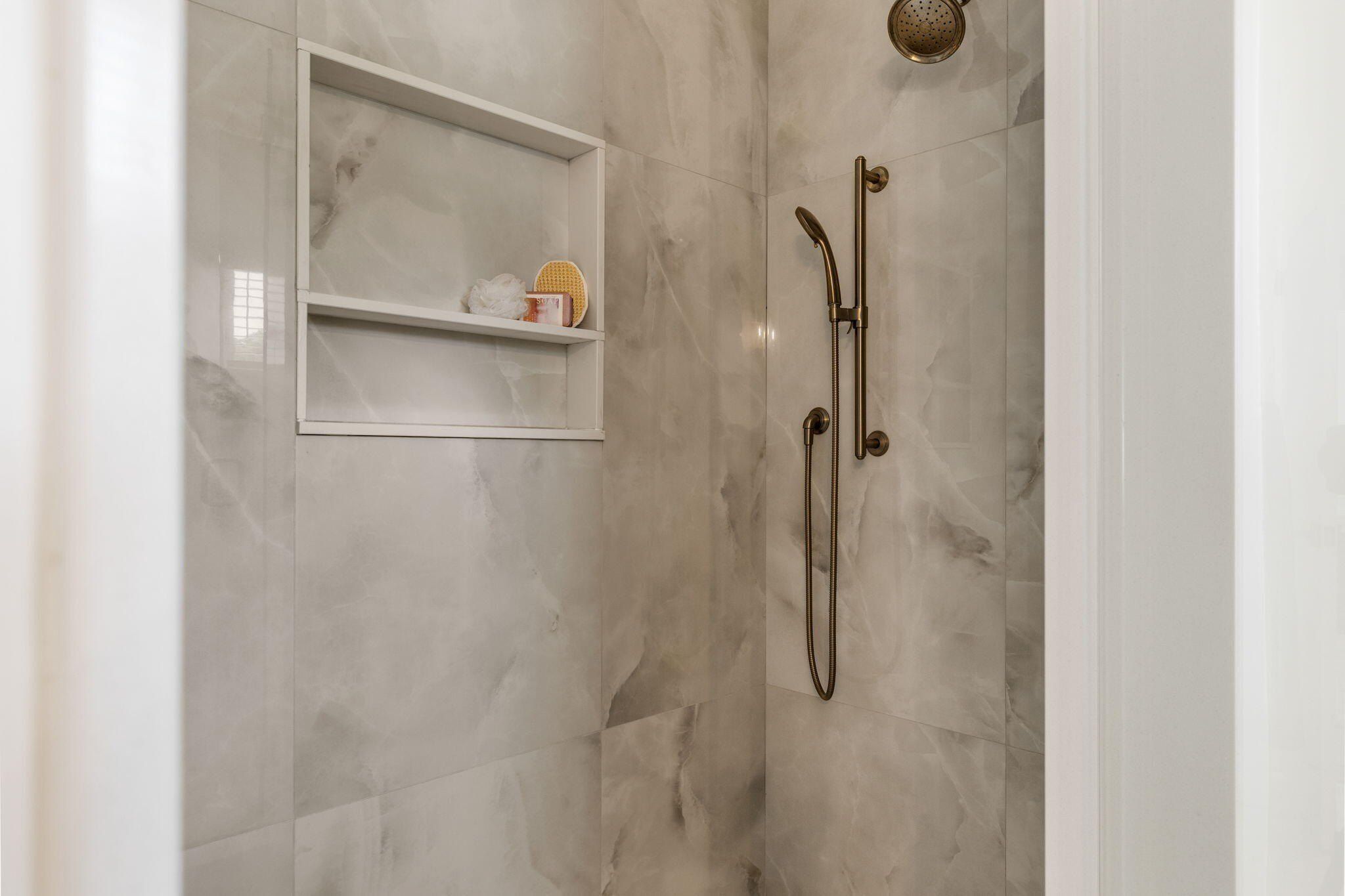 17 Josiah Path. Falmouth, MA 02540
