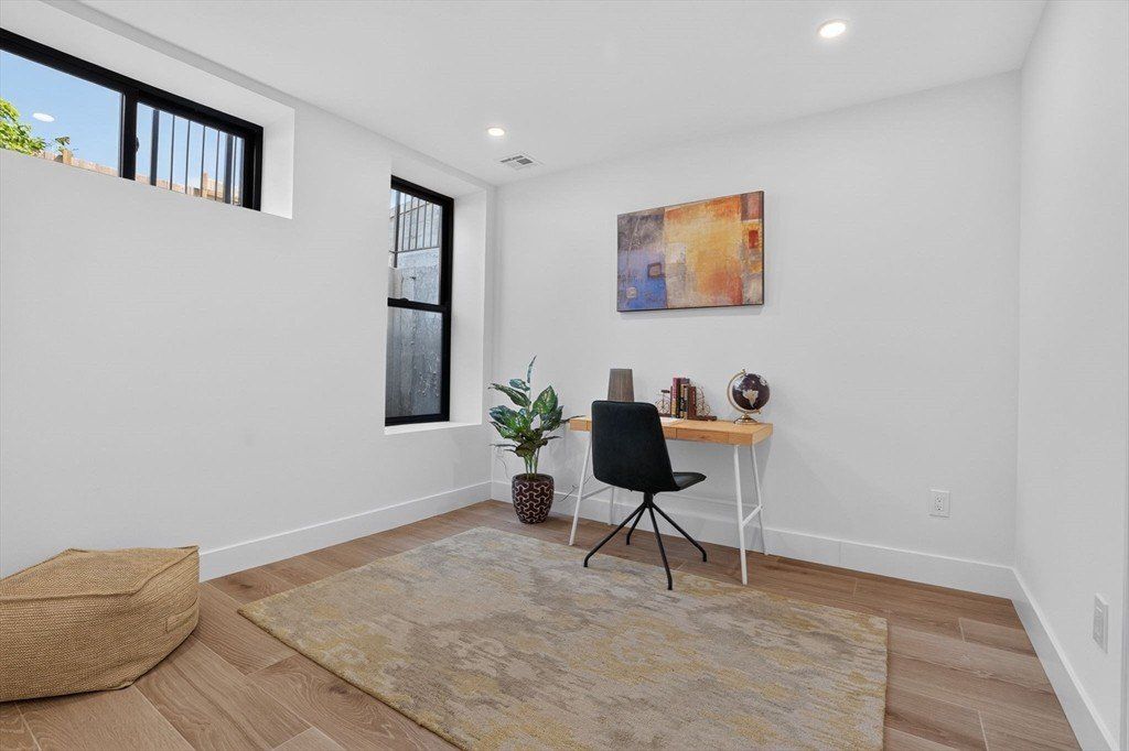 24 Spring Hill Terrace. Somerville, MA 02143