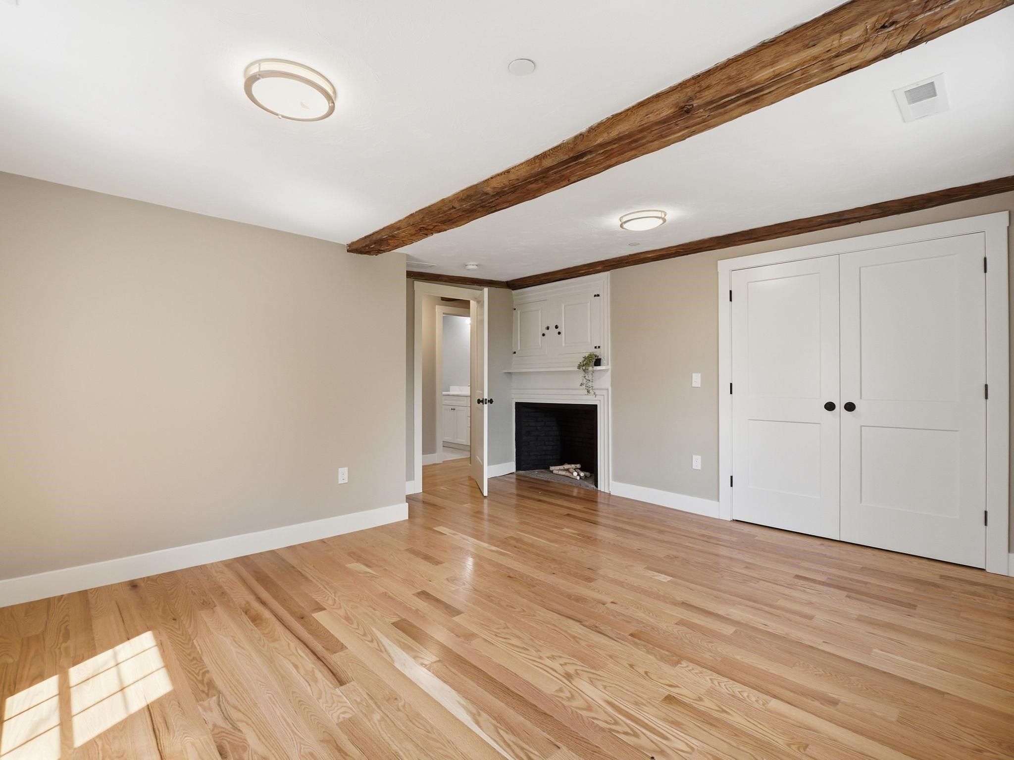 164 Main Street. Westford, MA 01886