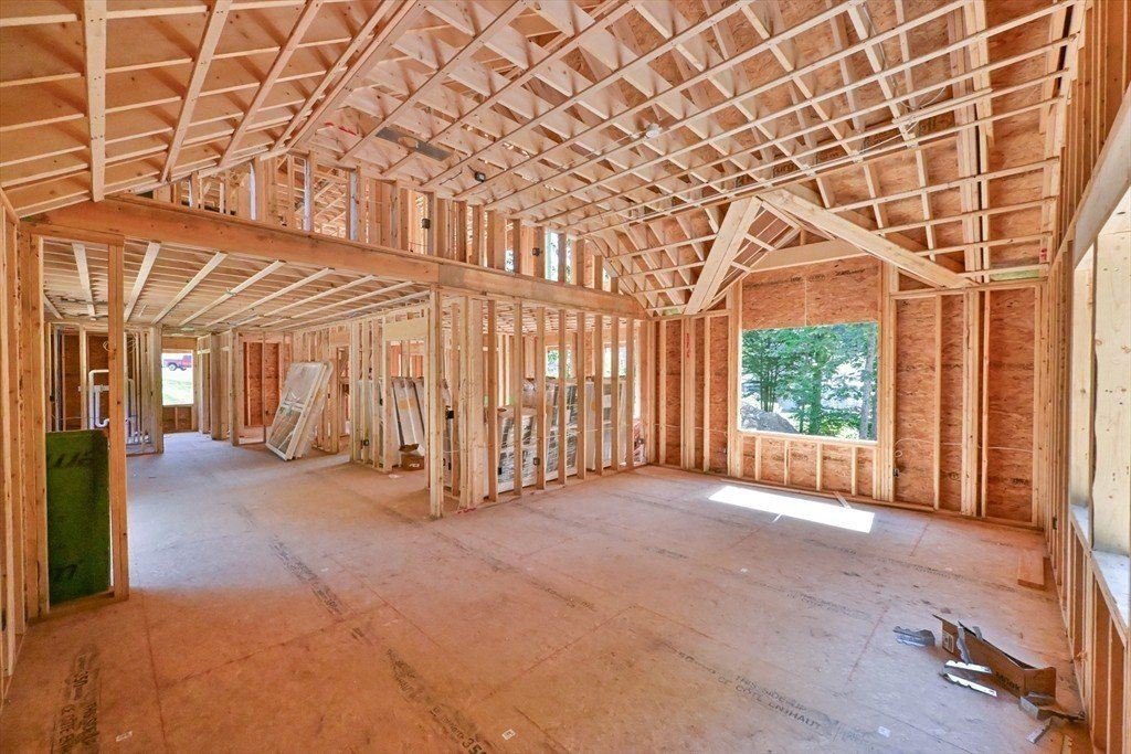 35 Sawmill Rd. Dudley, MA 01571