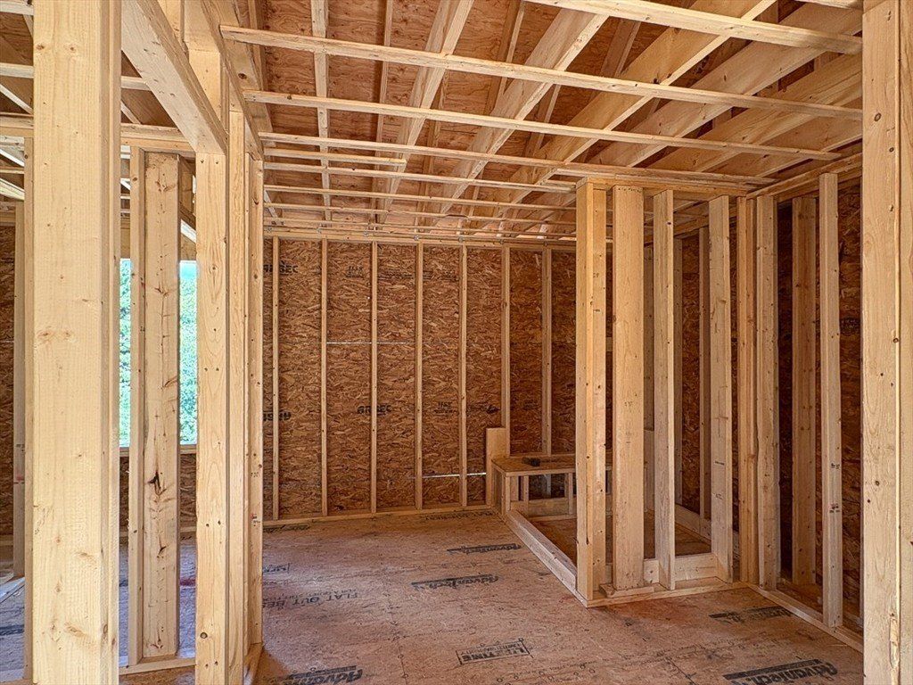 232 W Townsend Rd. Lunenburg, MA 01462