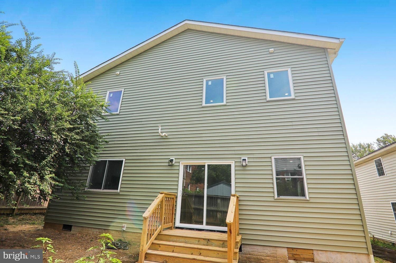 9910 Lorain Avenue. Silver Spring, MD 20901