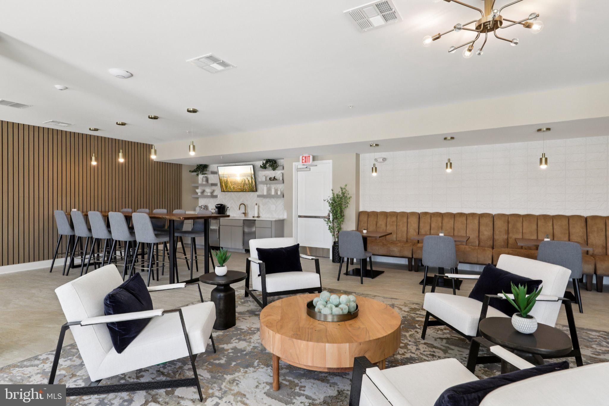 1121 Fortune Terrace. Potomac, MD 20854
