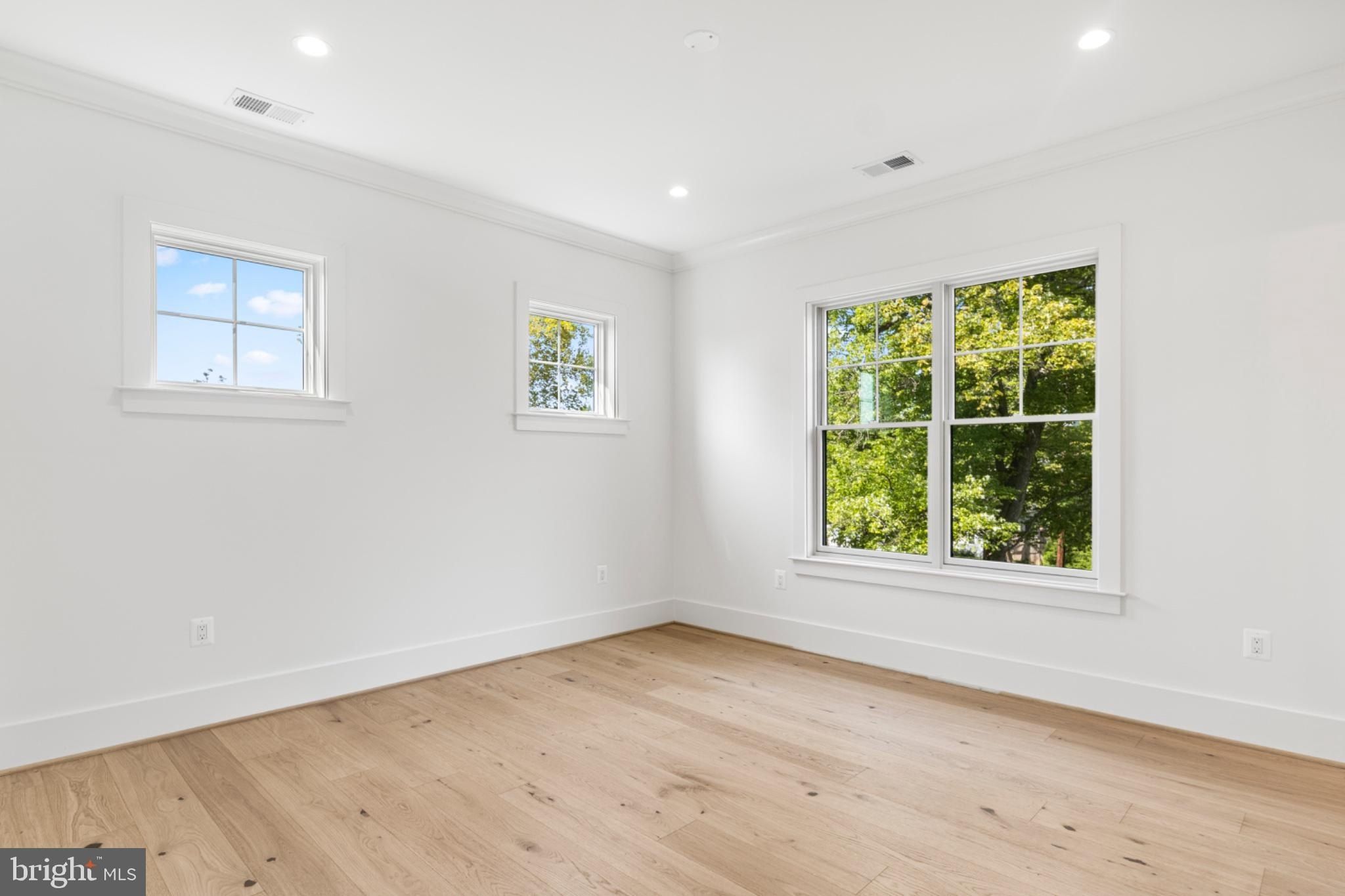 4 Sedgwick Lane. North Bethesda, MD 20852