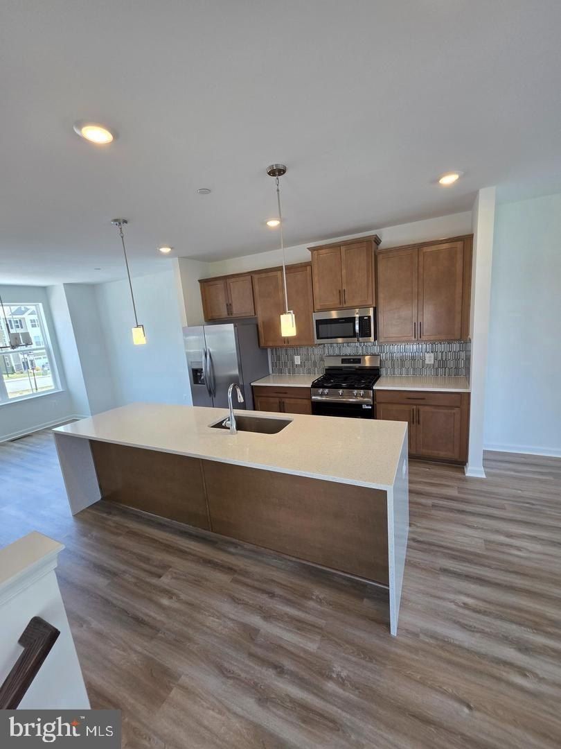 350 Aqua Square. Edgewood, MD 21040