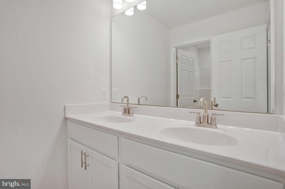 5314 Al Jones Road. Shady Side, MD 20764