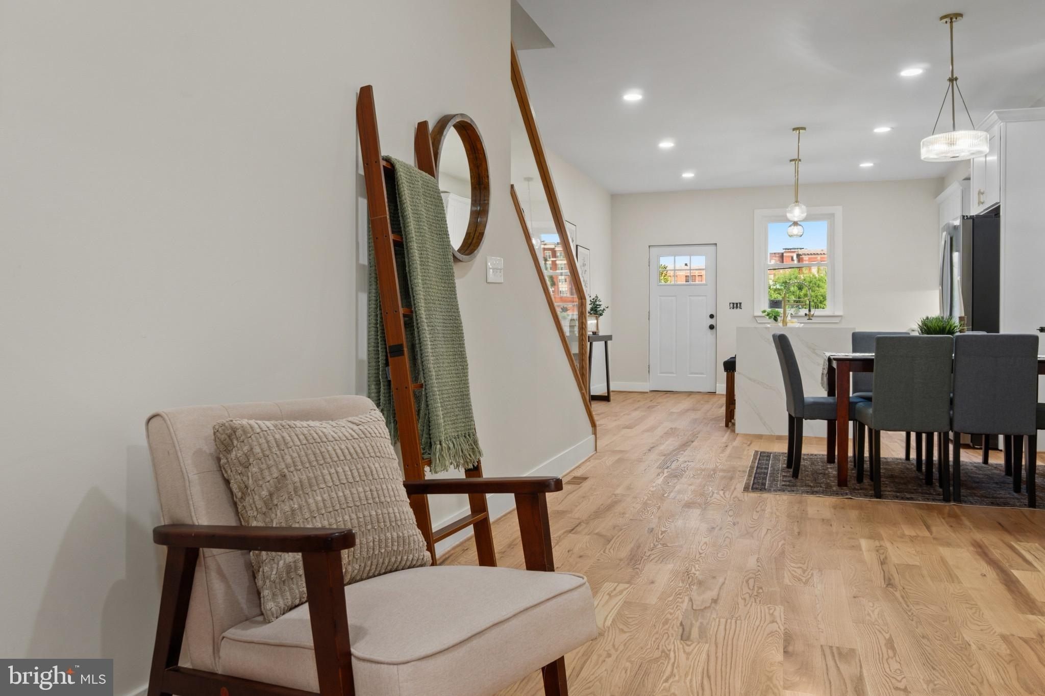 3921 Roland Avenue. Baltimore, MD 21211