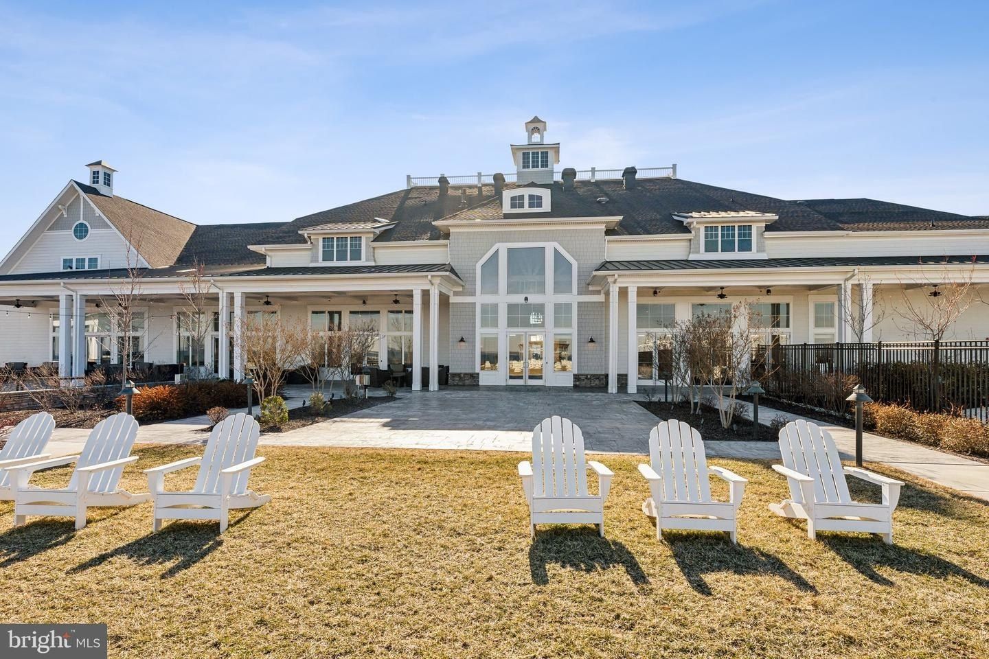 111 Marshgrass Way 22. Chester, MD 21619