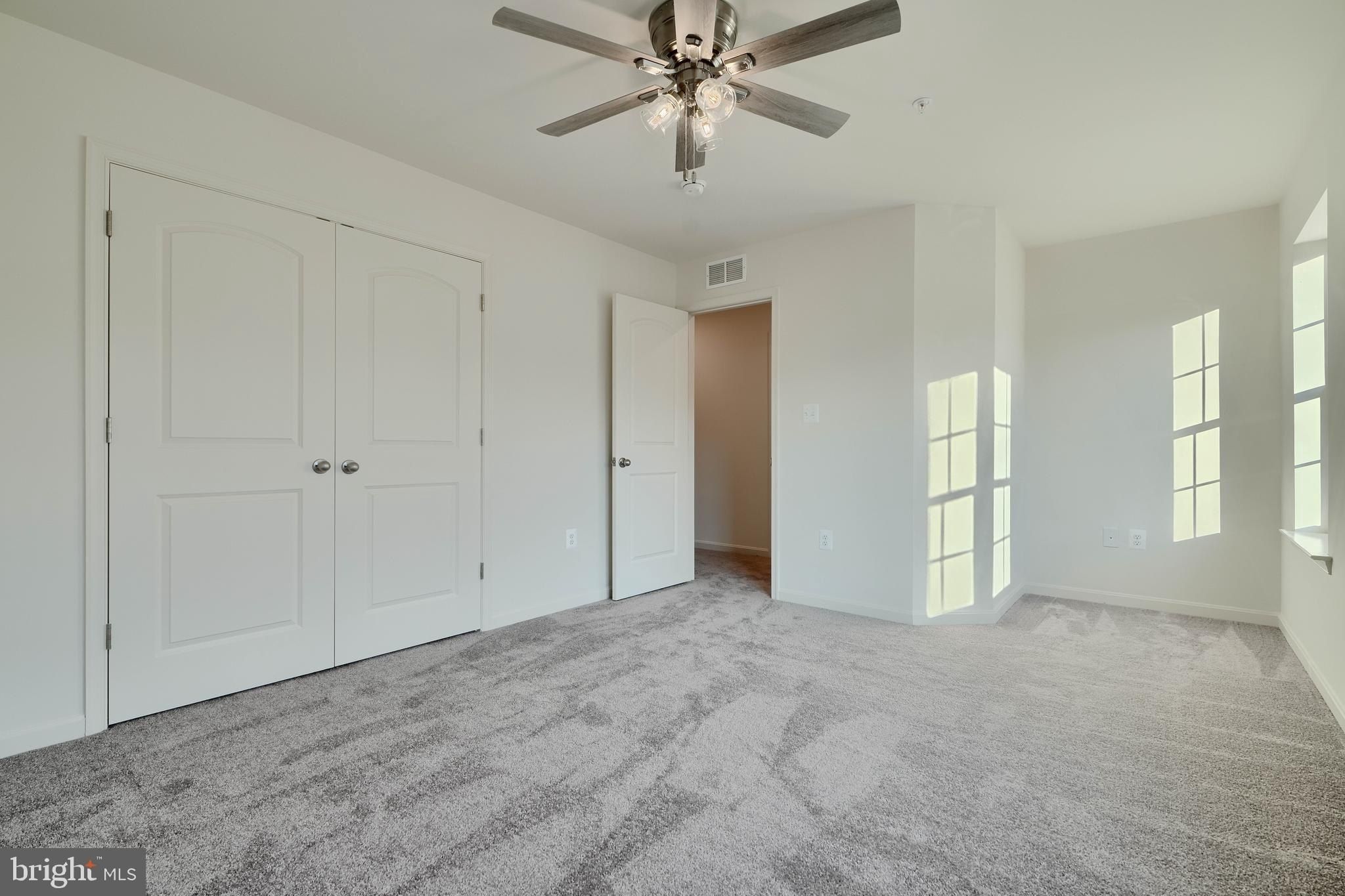 15908 Hyde Park Place. Bowie, MD 20716