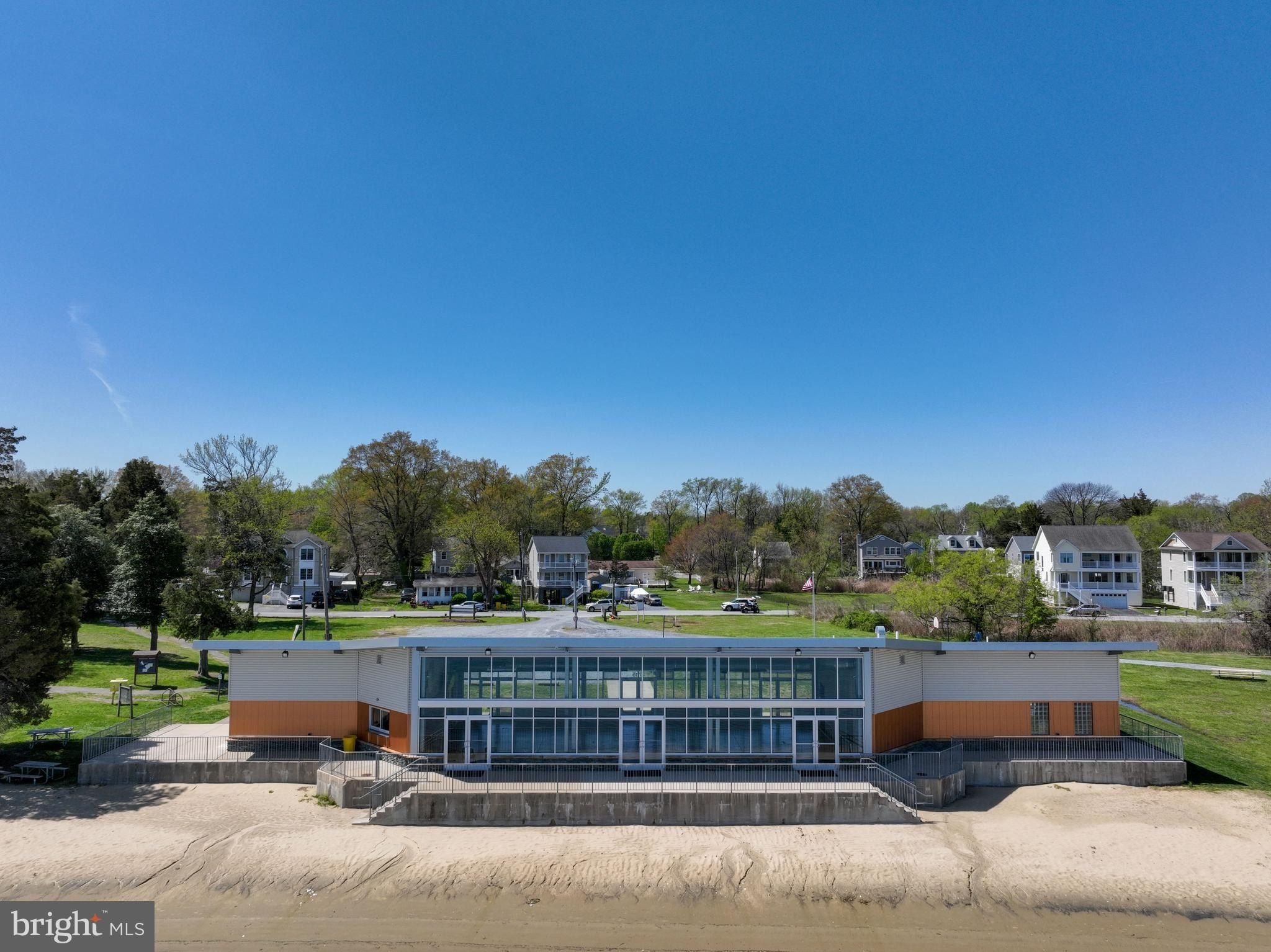 3685A 1St Avenue. Edgewater, MD 21037