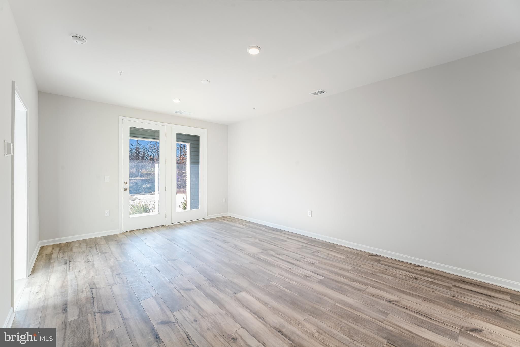 4003 Seaside Alder Road. Bowie, MD 20720