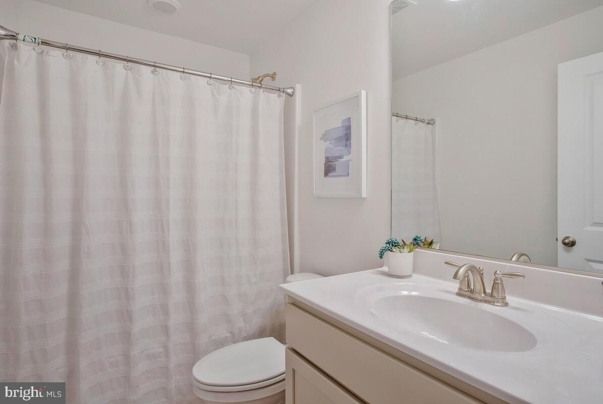 6440 Briarwood Drive. Huntingtown, MD 20639