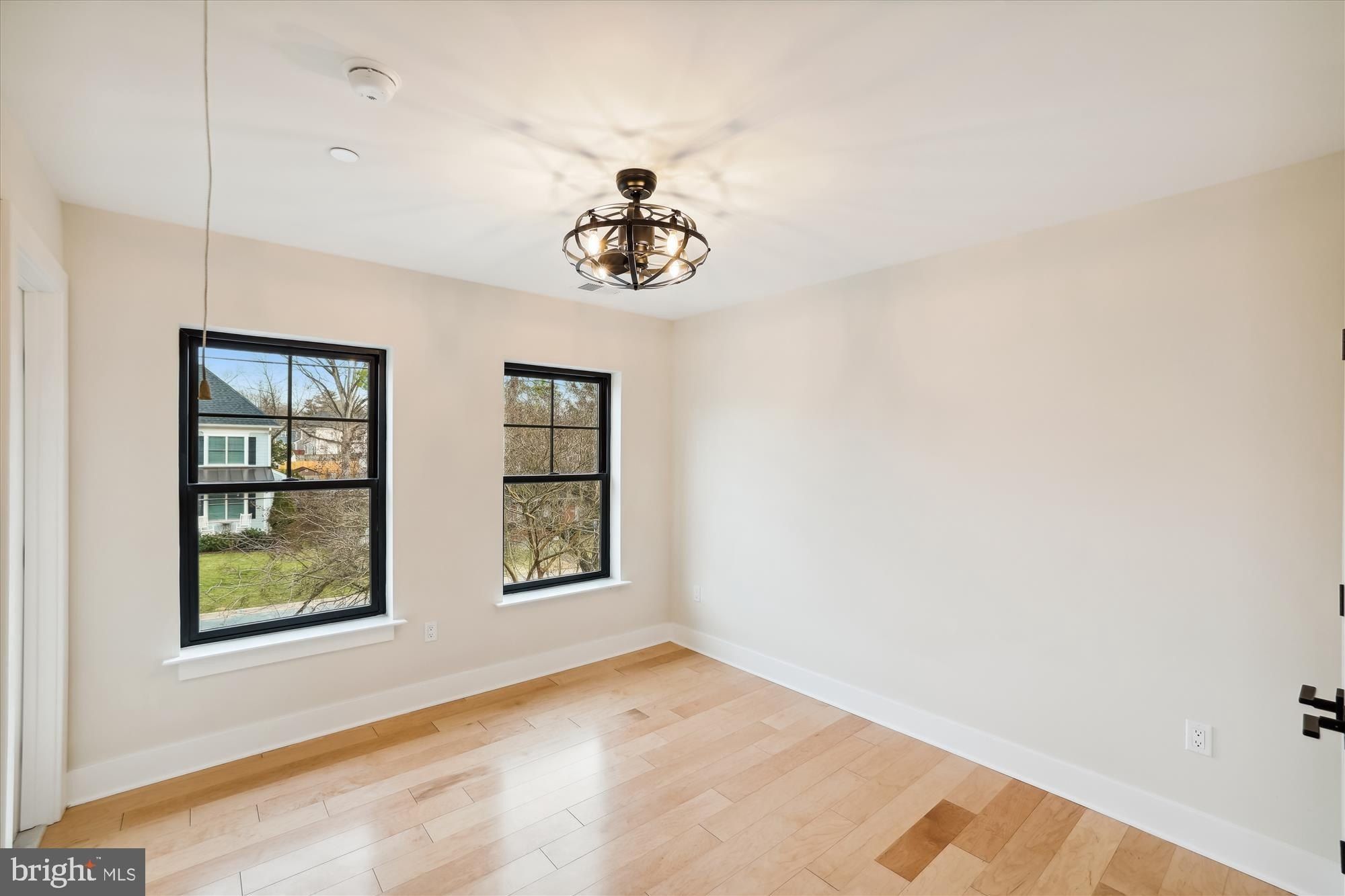 10608 Parkwood Drive. Kensington, MD 20895