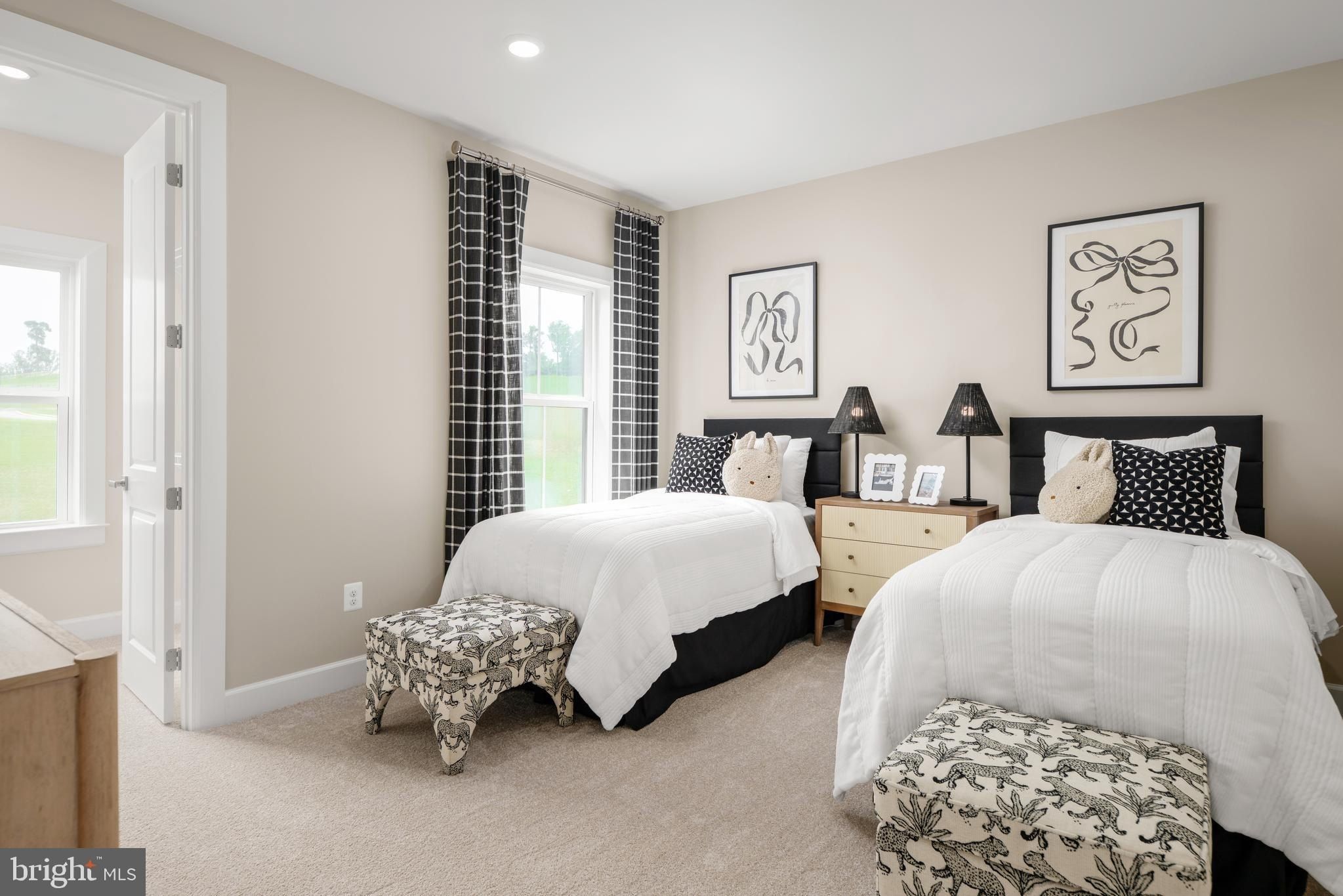 9801 Blue Ivy Way. Ellicott City, MD 21042
