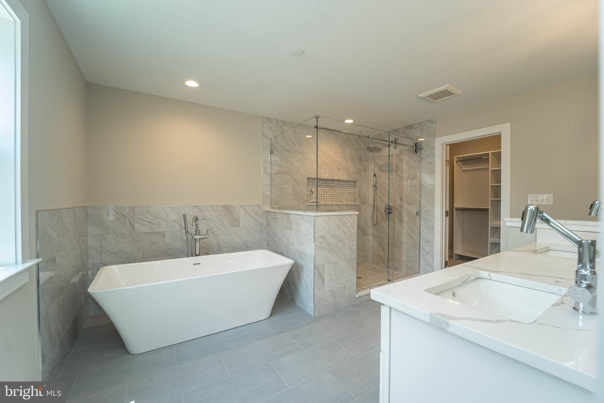 218 Daffodil Road. Glen Burnie, MD 21060