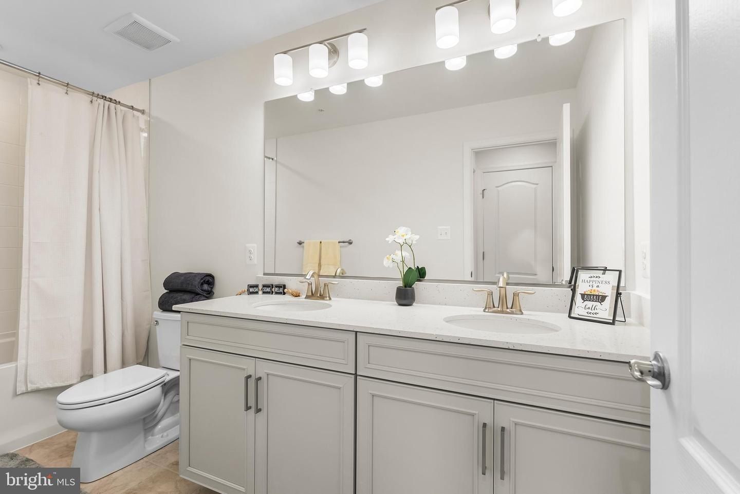 4425 Potts Ct 596. Owings Mills, MD 21117
